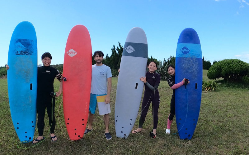 サーフィンに行こう〜〜　　20200812 国際色豊か。初心者体験　サーフィンスクール　大阪